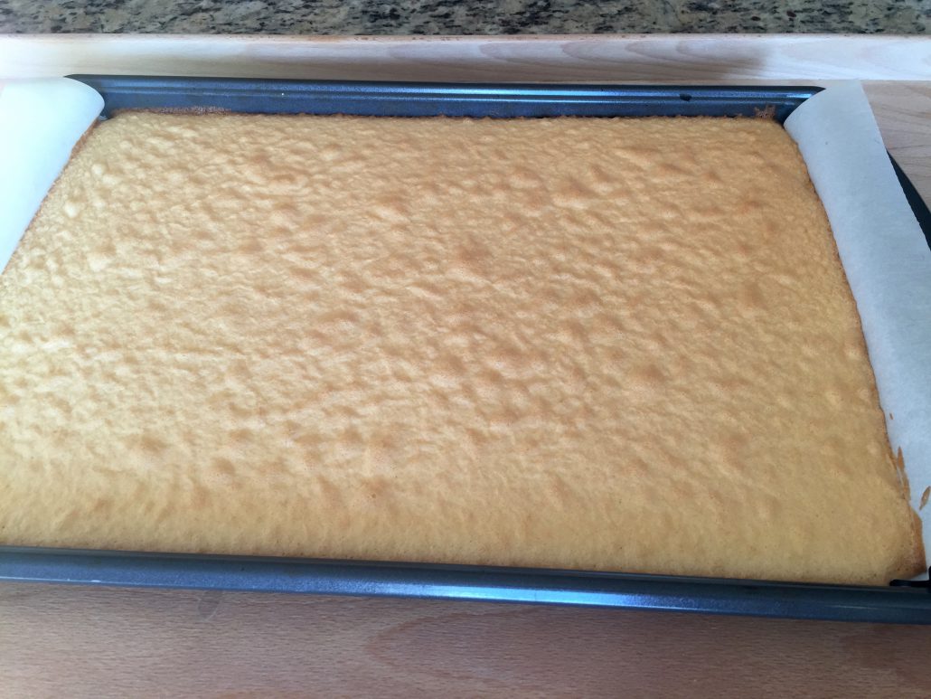 Baking Lemon Cake Roll Recipe