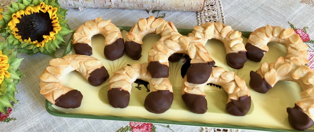 Chocolate Dipped Almond Horns Recipe