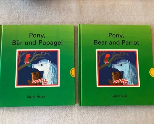 Pony, Bär und Papagei